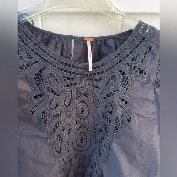 Free People Bardot Blouse 
Black Puff Sleeve - Picture 8 of 9